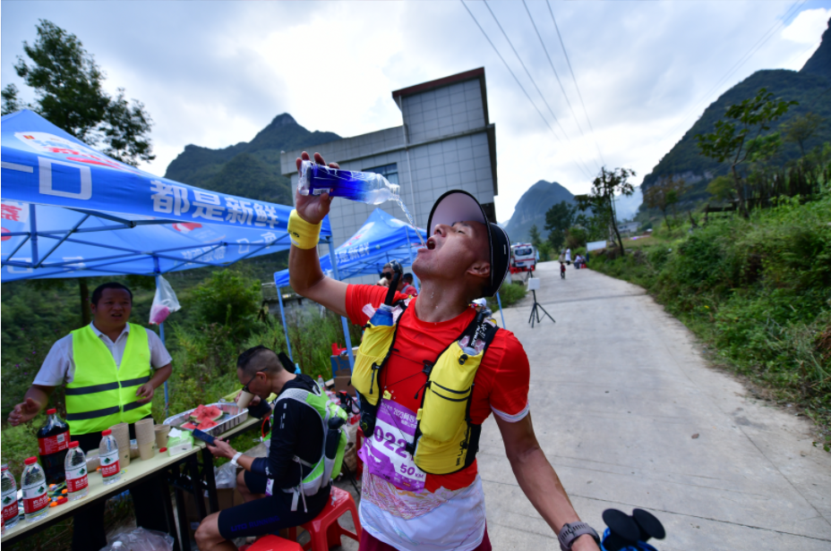米兰体育入口-山地穿越障碍赛，挑战自然的极限玩法