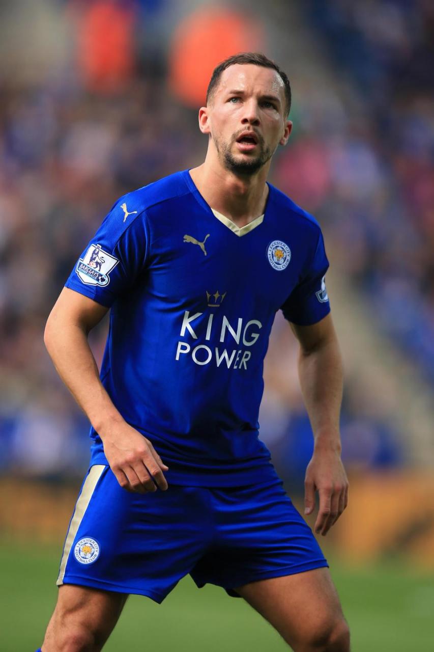 ac米兰-包含英超官方宣布推广青训基金，扶持年轻球员发展的词条