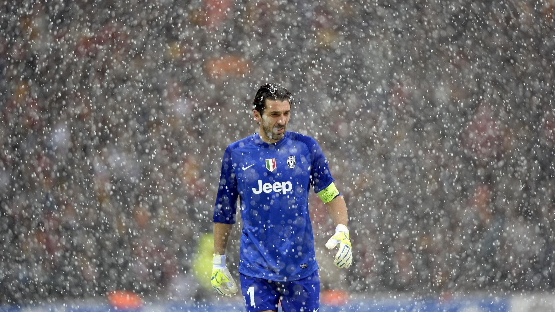 巴罗尼西首发身勇夸阔，帕多瓦球员赞赏实力，帕罗尼尼