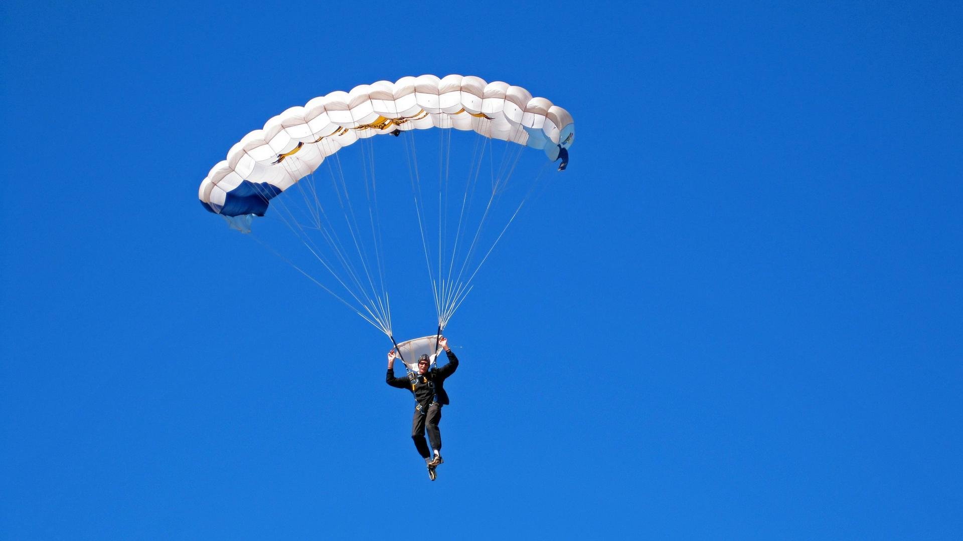 校园体育特色项目品牌建设与传播路径研究，体育特色学校 创建方案