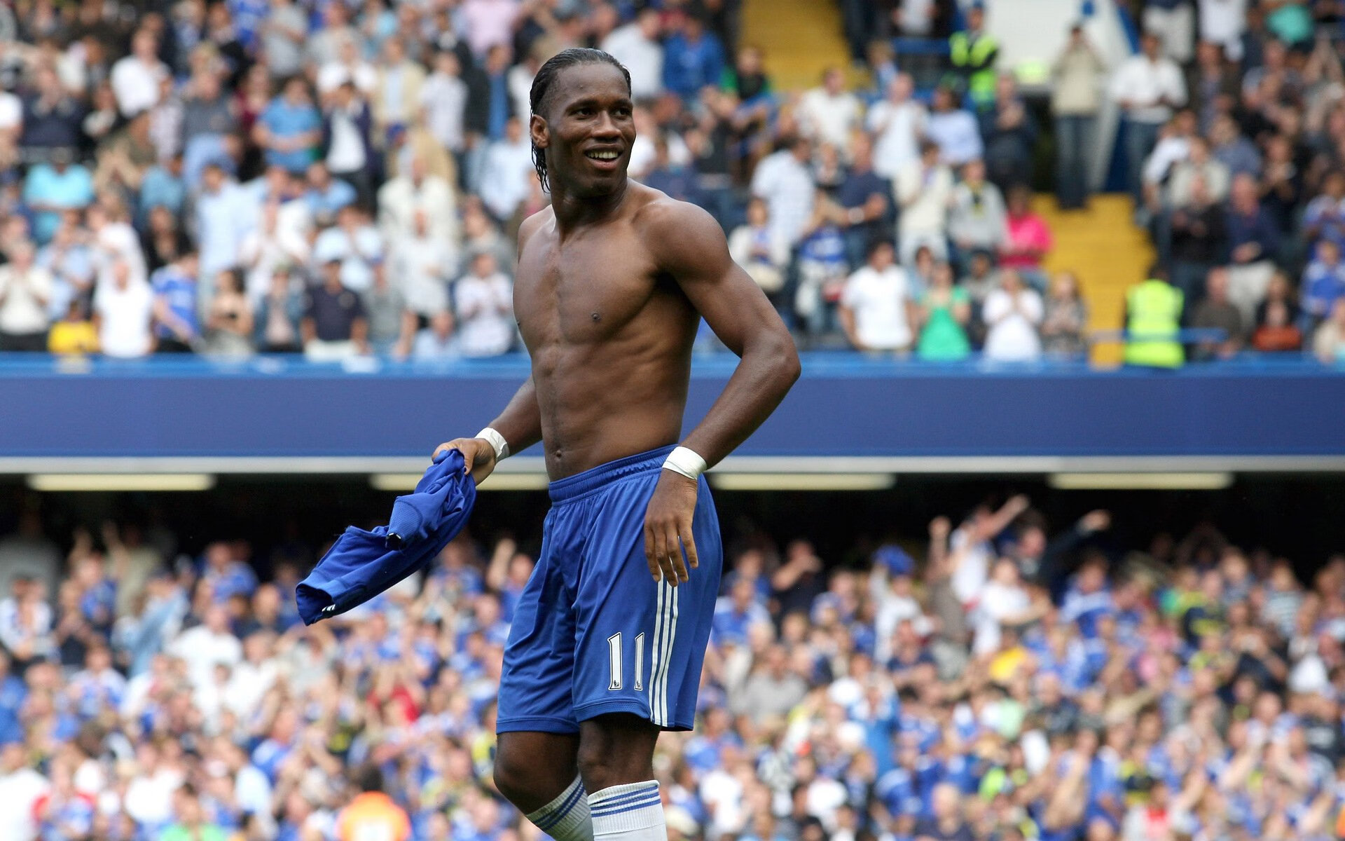 拜仁锋线新星持续上演“破门秀”,拜仁 门兴